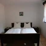 Farm stay Farm Frank Ozmec Wine And Glamping Estate *