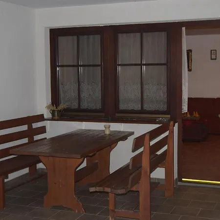 Farm Frank Ozmec Wine And Glamping Estate *