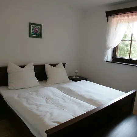Κατάλυμα σε φάρμα Farm Frank Ozmec Wine And Glamping Estate