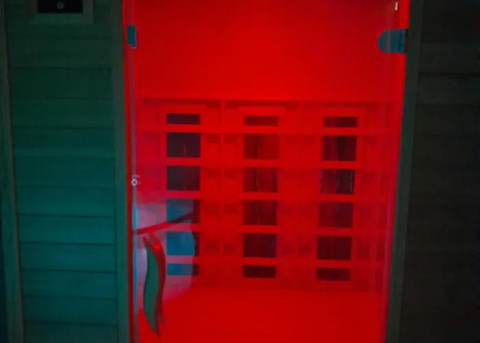 Farm Frank Ozmec Wine And Glamping Estate * ליוטומר