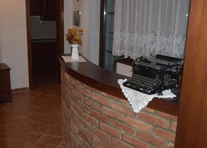 בית חווה Farm Frank Ozmec Wine And Glamping Estate