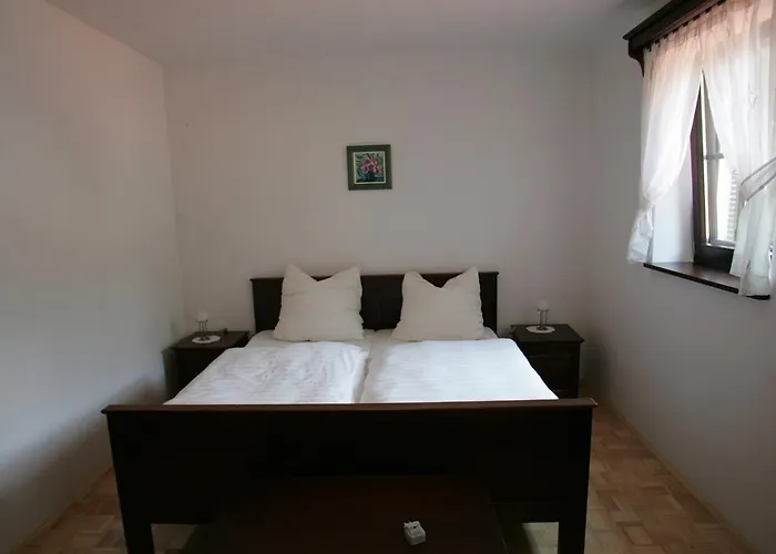 בית חווה Farm Frank Ozmec Wine And Glamping Estate *