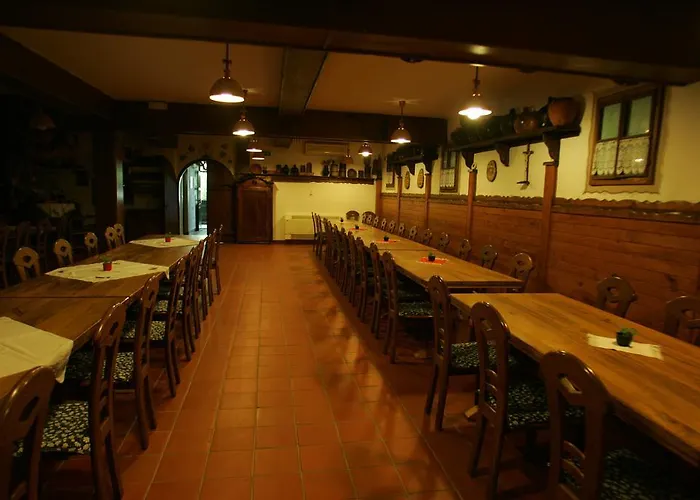 בית חווה Farm Frank Ozmec Wine And Glamping Estate